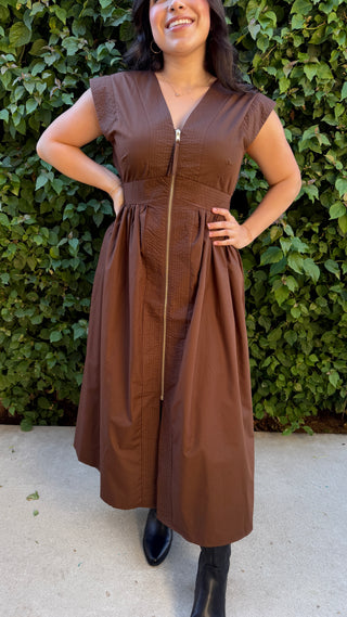 Women's Sleeveless V-Neck Midi Dress