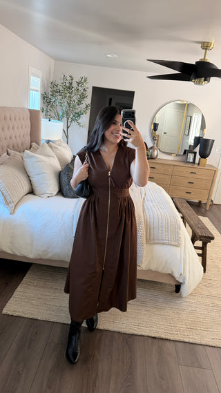 Women's Sleeveless V-Neck Midi Dress