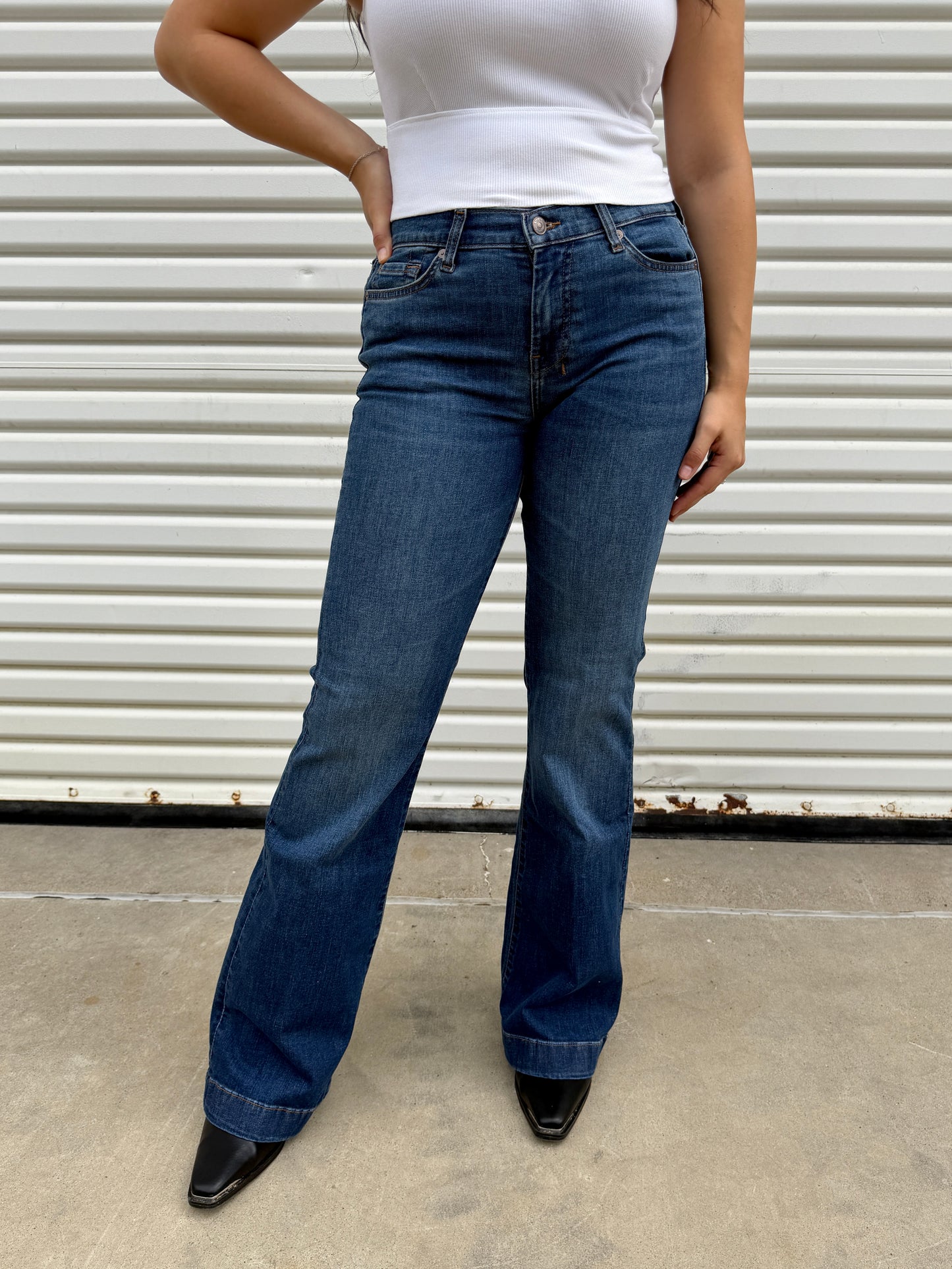 7 For All Mankind Dojo Jeans in Old Fashioned 7 Soft Pink - LONG