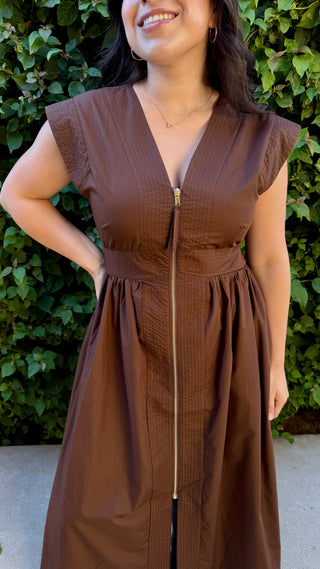 Women's Sleeveless V-Neck Midi Dress