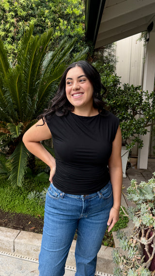 Women's Sleeveless Scrunch Top in Black