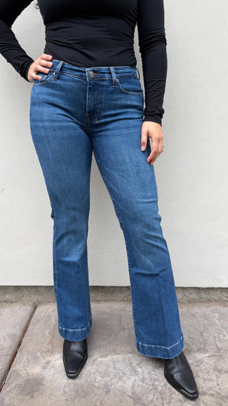 7 For All Mankind Dojo Jeans Tailorless in Moonwater - SHORT